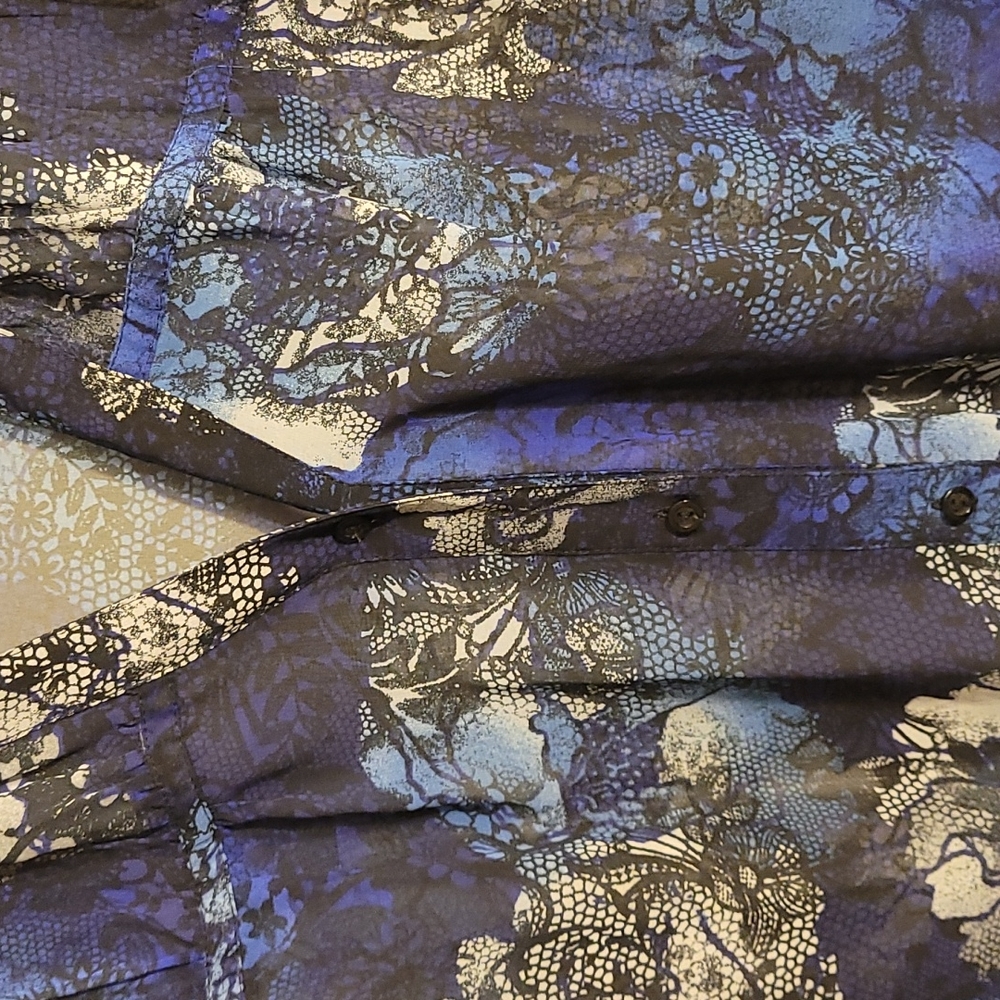Blouse - Picture 3 of 4